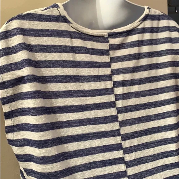 VINCE CAMUTO Top. Size X-Large - Picture 8 of 11